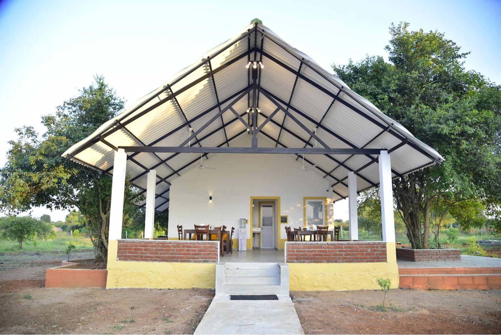 Bed and Breakfast Thihawa Eco Huts Yala Tissamaharama Esterno foto